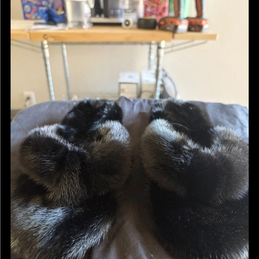 Saint Laurent Black Fur Women's Slippers - Picture 2 of 5